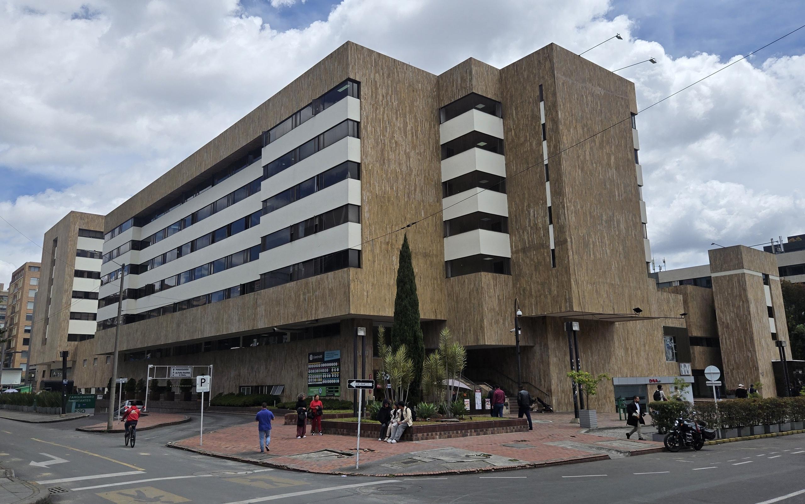 Edificio de oficinas donde opera Ólbora en Bogotá.